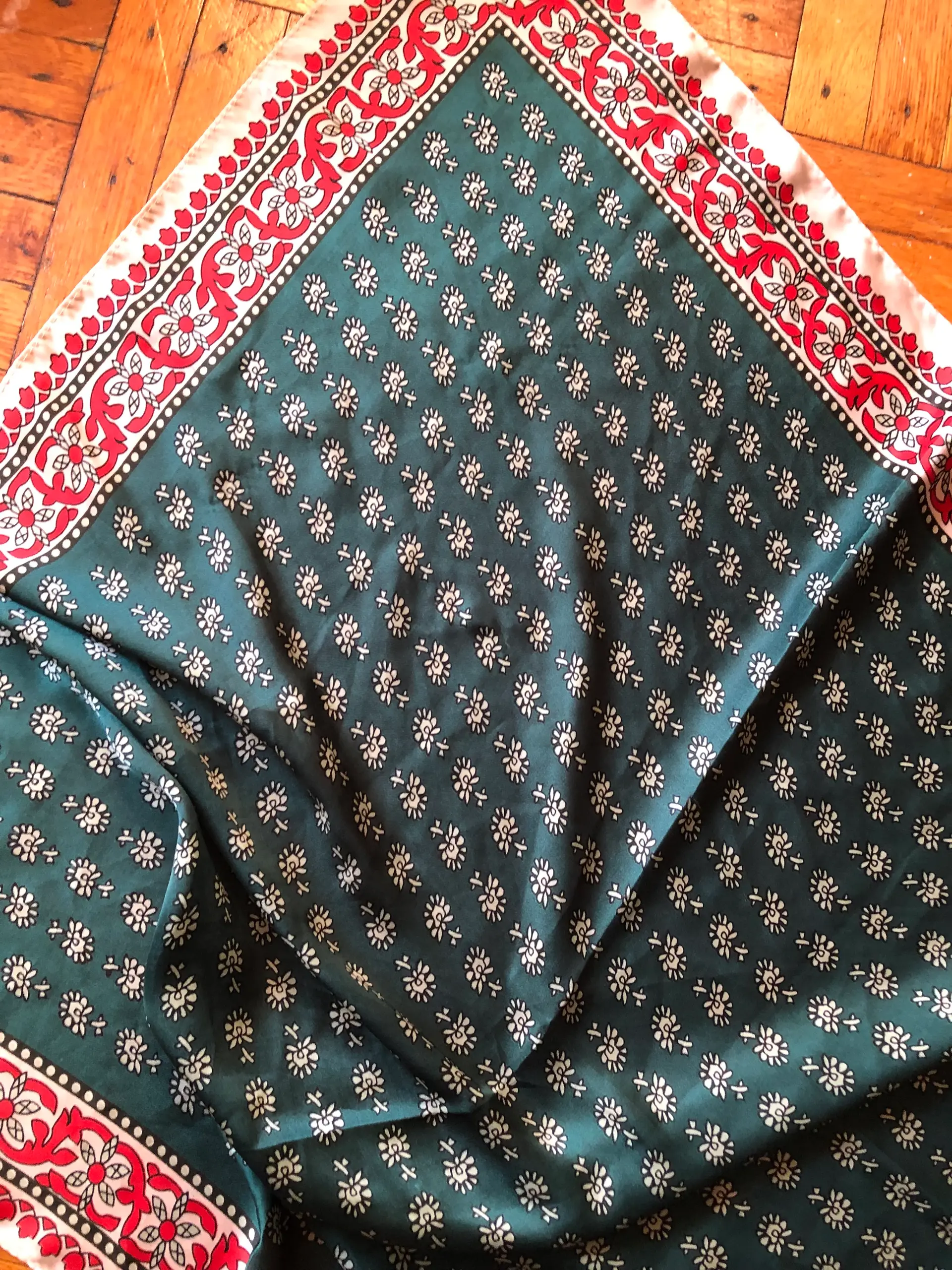 4d511ee5c736cbe9a1928527bdf52ec386f677ec7330d9518c5b2500ee0d